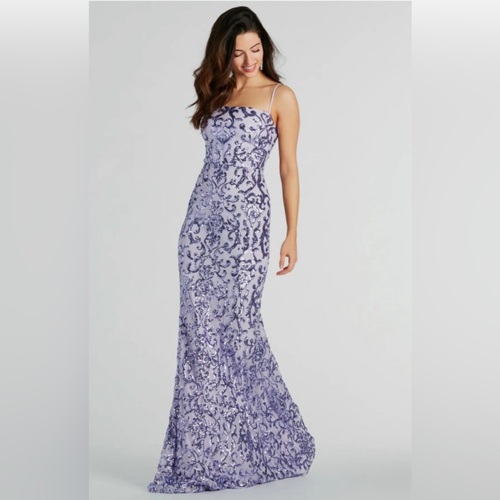 Noemi Formal/Prom Purple A-Line Dress Size Large